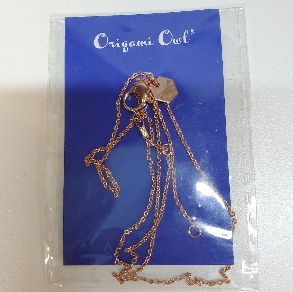 Origami Owl Rose Gold Necklace